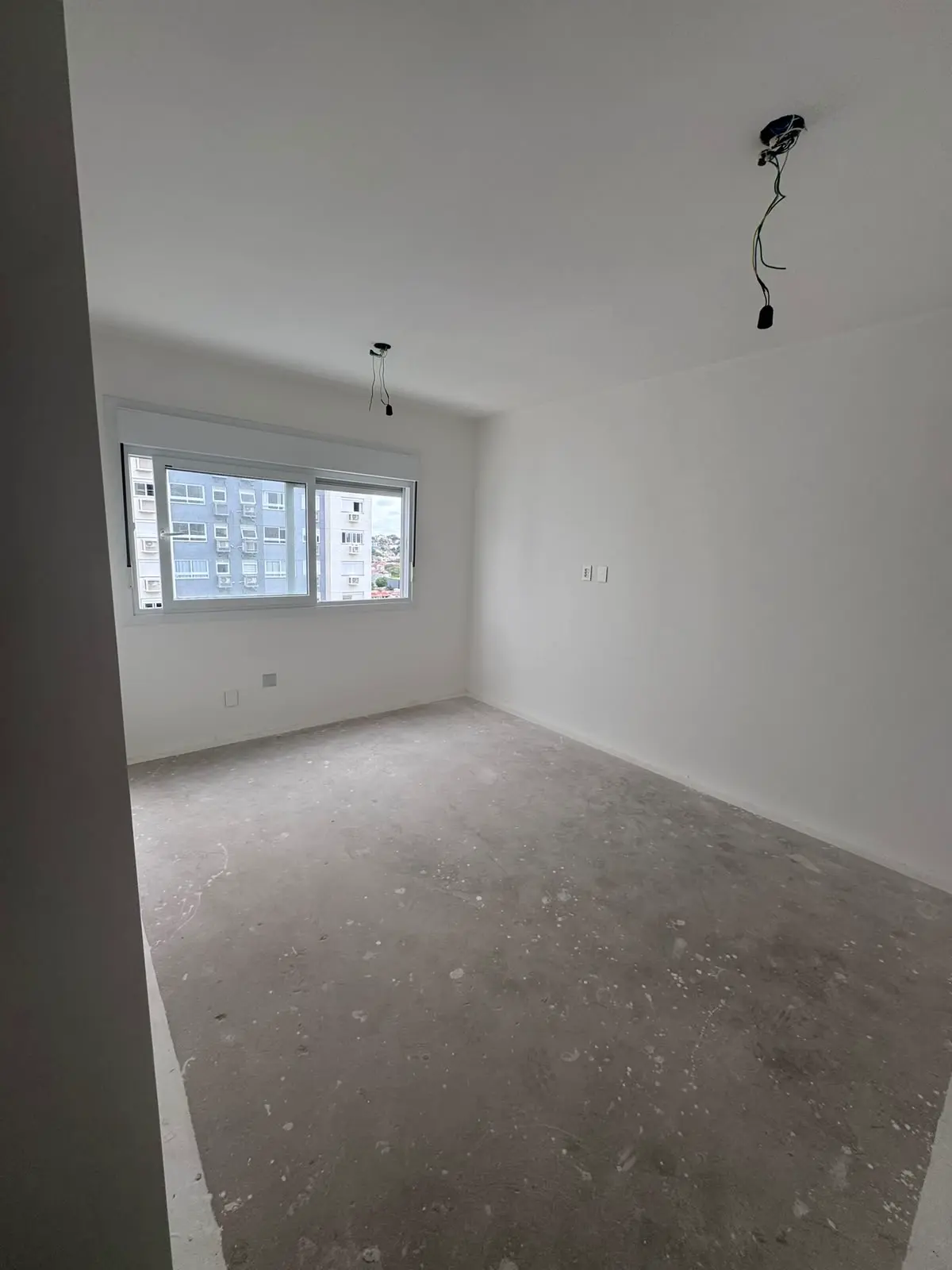 Lindóia - Obra em
			andamento 10
